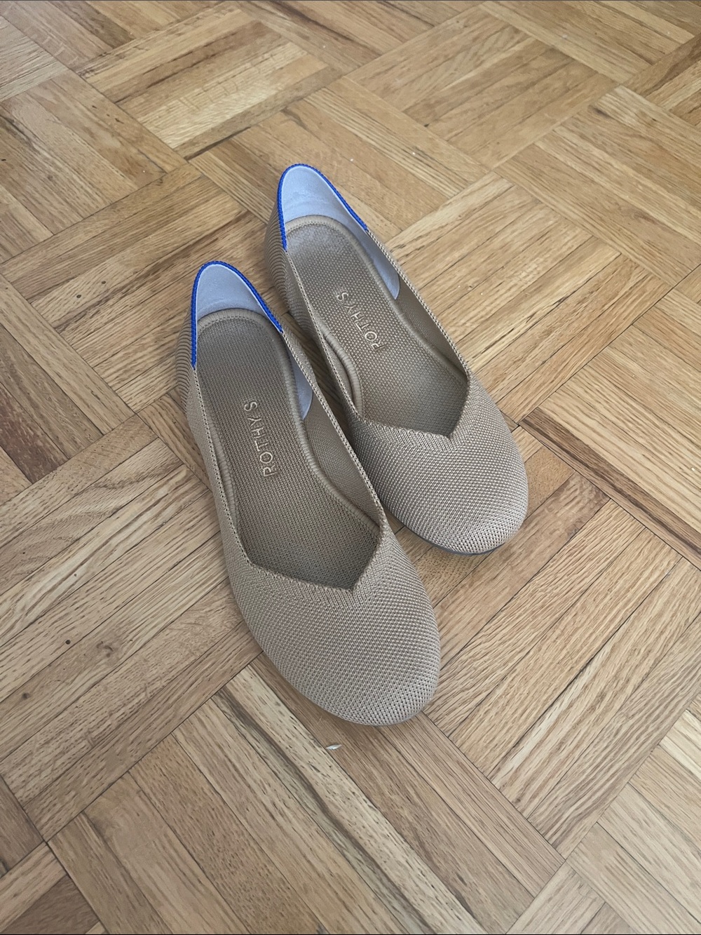 Rothy’s Taupe Round Toe Flats size W7